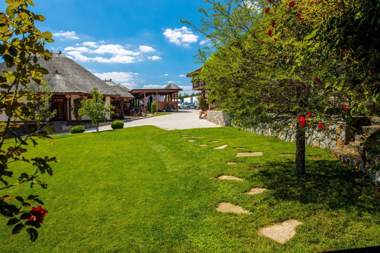 Woodland Resort Kragujevac Exterior foto