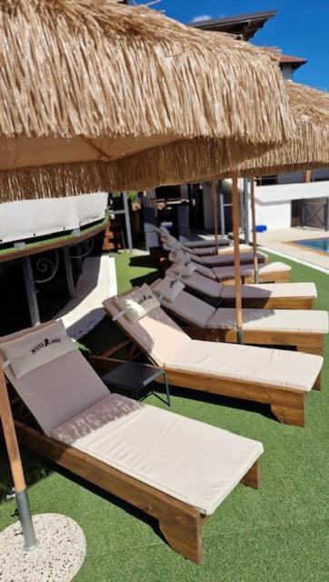Woodland Resort Kragujevac Exterior foto